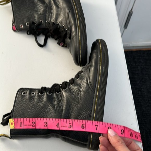 ❗️SOLD❗️Dr Martens Black Leather Stratford Game On Booties Size 6 - Picture 9 of 9